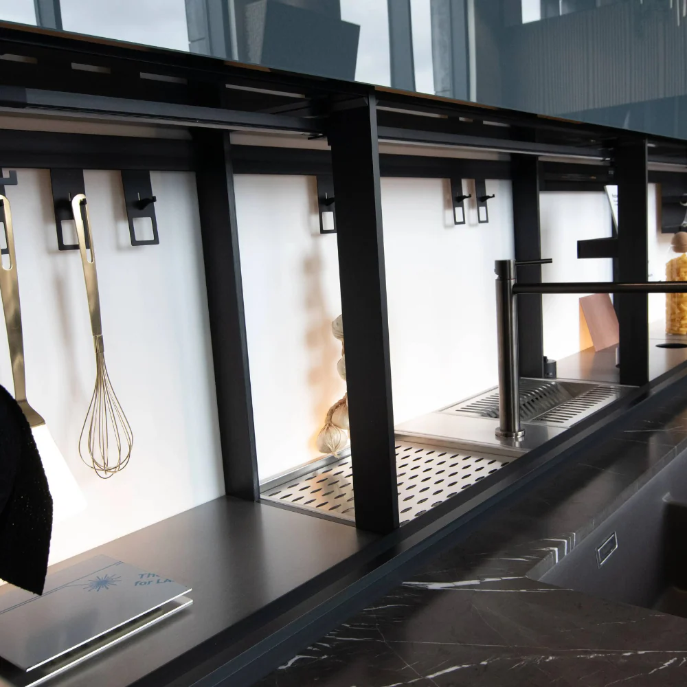Valcucine Artematica Ex-Display Kitchen - Image 30