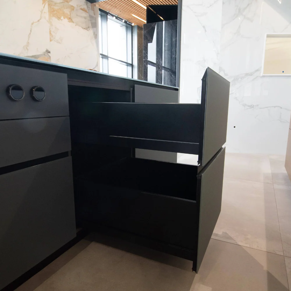 Valcucine Artematica Ex-Display Kitchen - Image 38