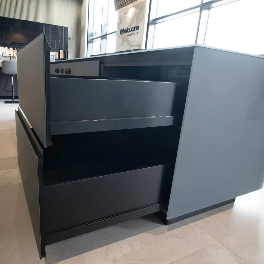 Valcucine Artematica Ex-Display Kitchen - Image 39