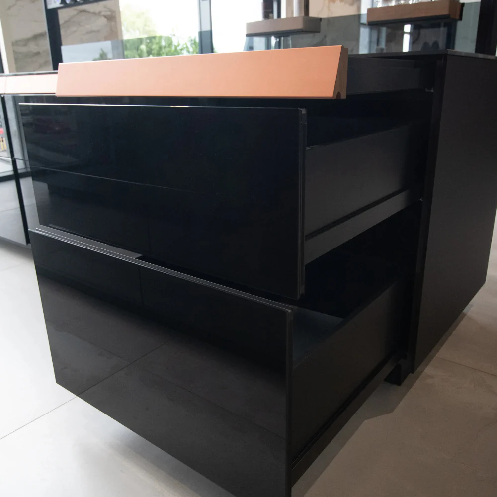 Valcucine Genius Loci Ex-Display Kitchen - Image 26