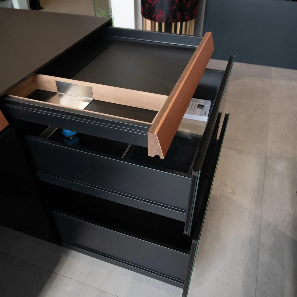 Valcucine Genius Loci Ex-Display Kitchen - Image 27