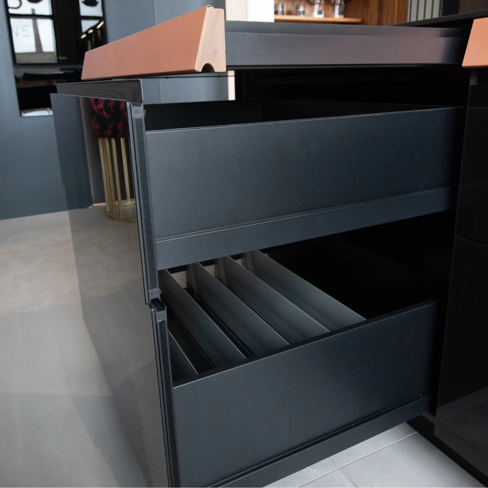 Valcucine Genius Loci Ex-Display Kitchen - Image 38