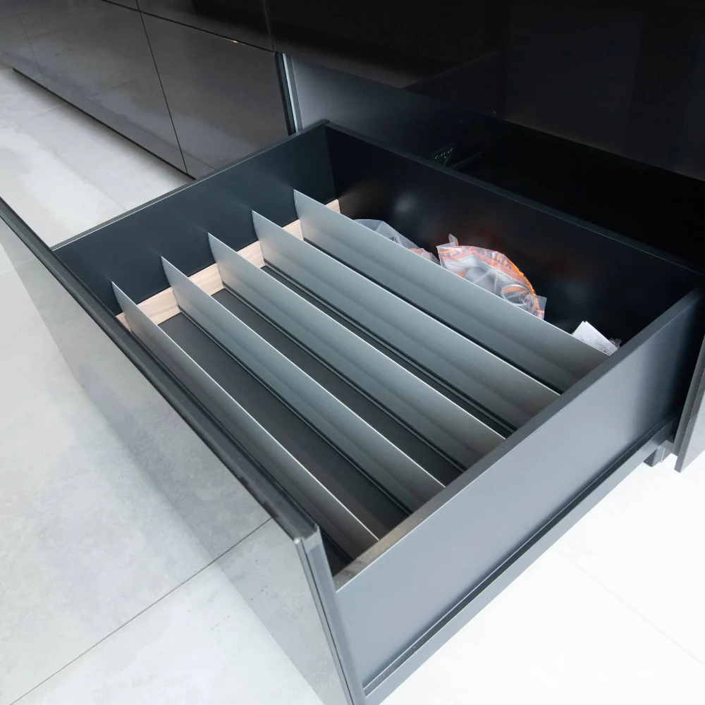 Valcucine Genius Loci Ex-Display Kitchen - Image 43